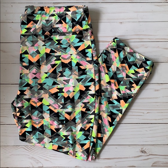 flirtitude Pants - Flirtitude workout crop pants